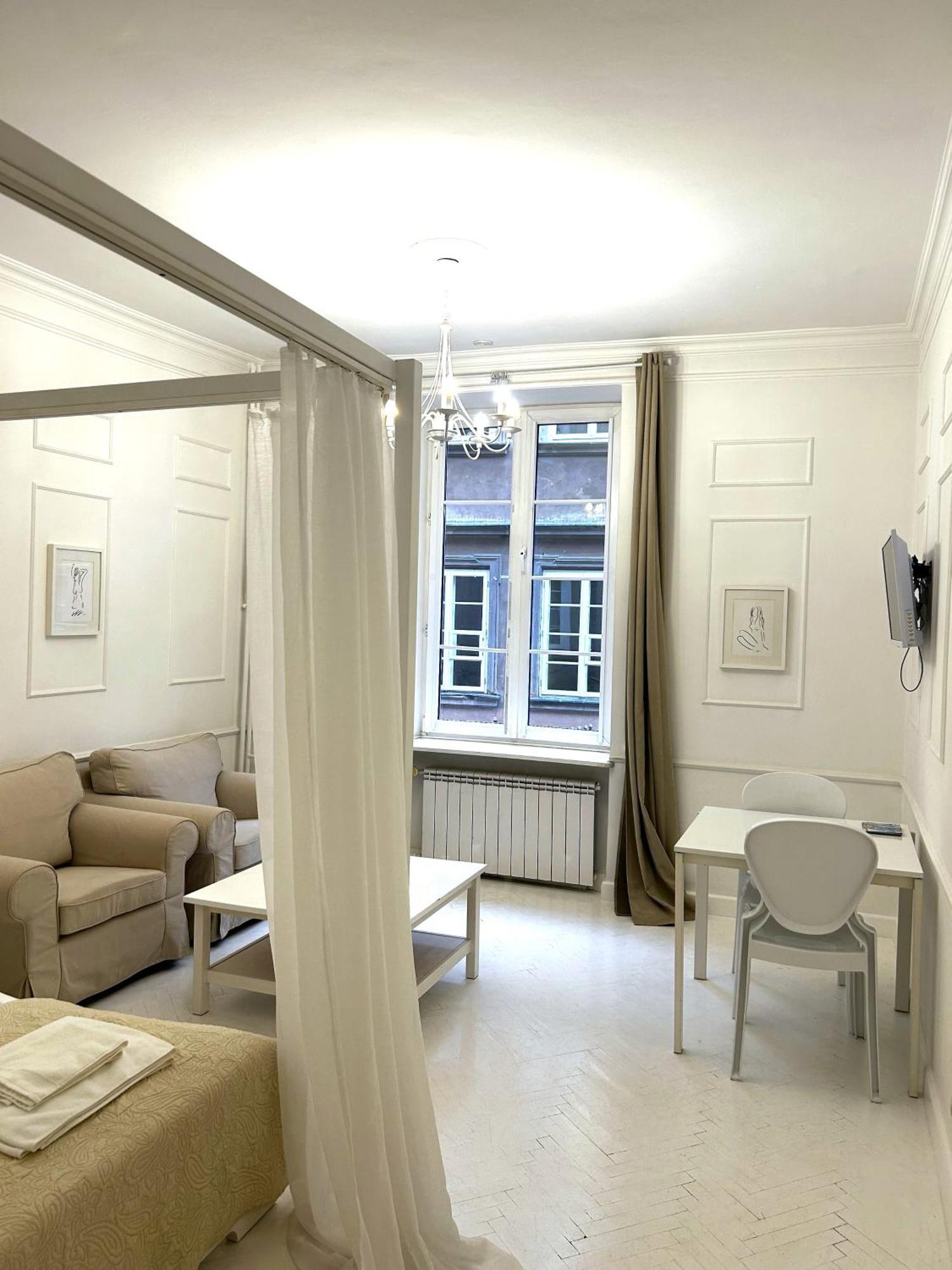 Ego Apartments Old Town Варшава Екстериор снимка